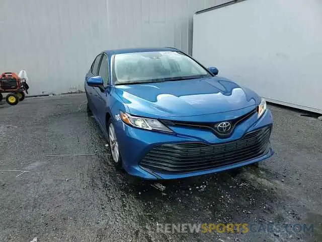 13 Photograph of a damaged car 4T1C11AK4LU376581 TOYOTA CAMRY 2020