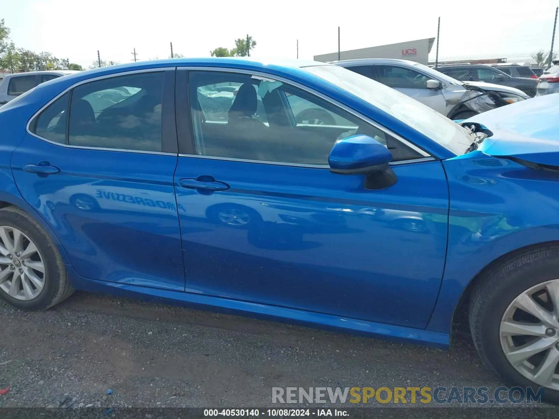 13 Photograph of a damaged car 4T1C11AK4LU385538 TOYOTA CAMRY 2020