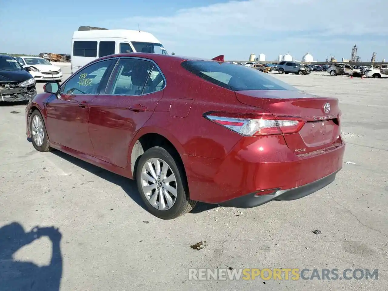 3 Photograph of a damaged car 4T1C11AK4LU399956 TOYOTA CAMRY 2020