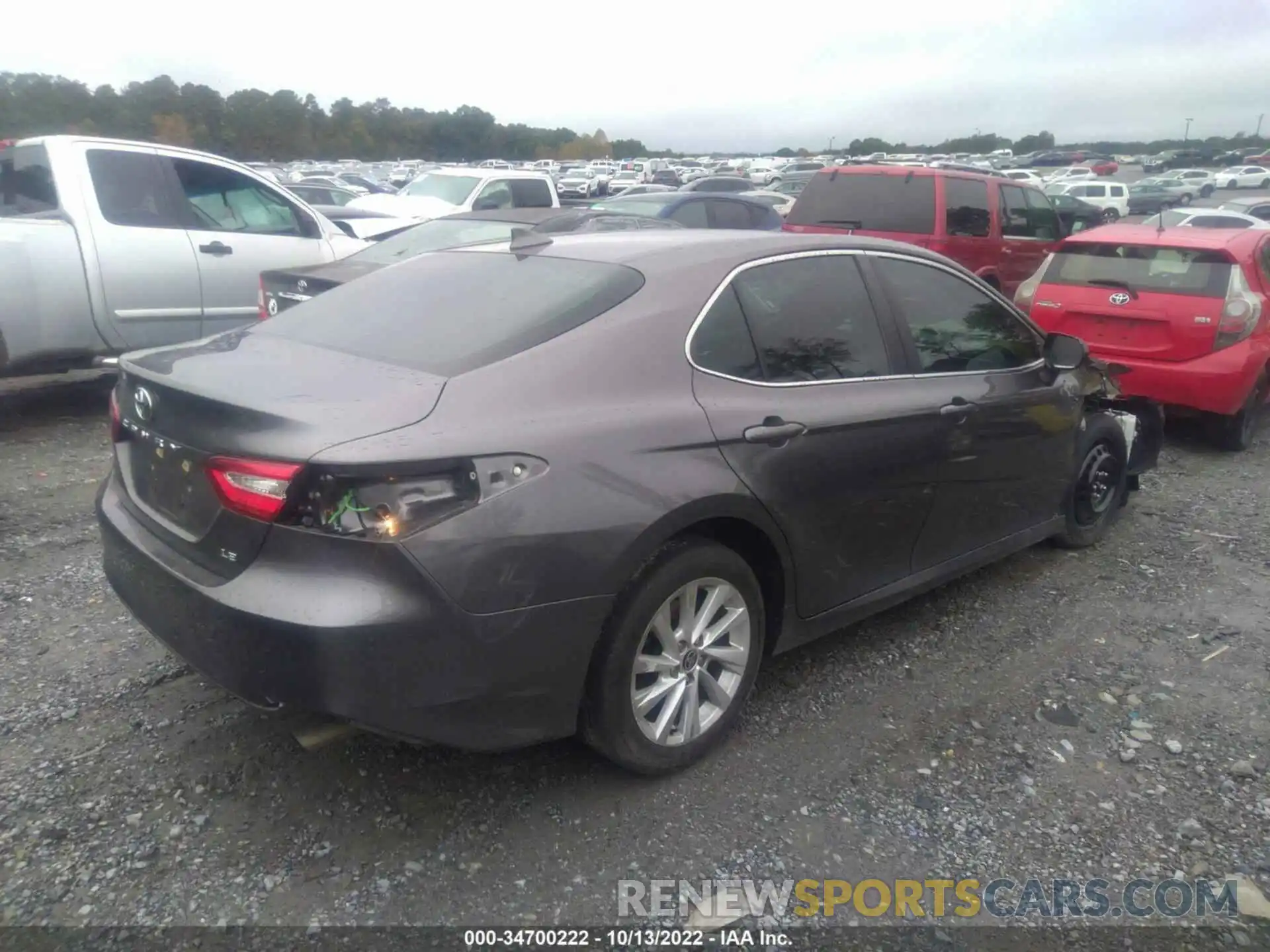 4 Photograph of a damaged car 4T1C11AK4LU500350 TOYOTA CAMRY 2020