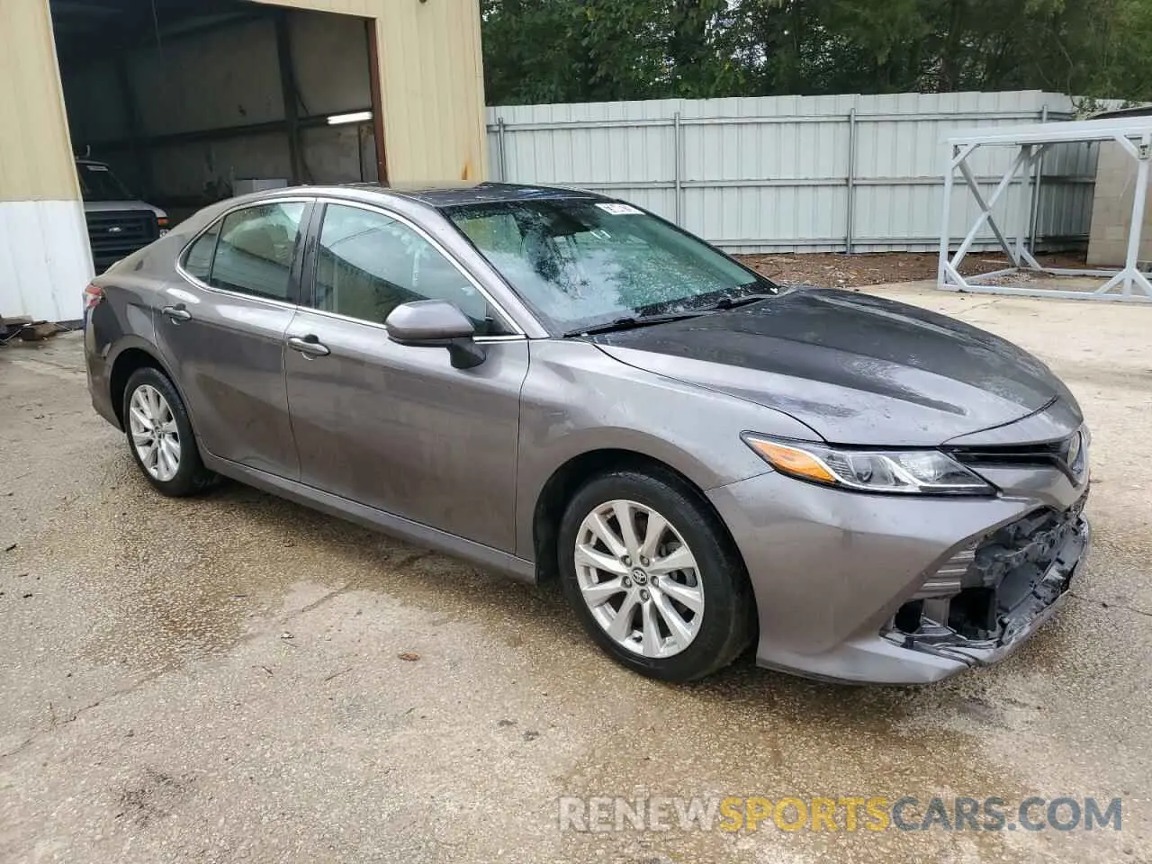 4 Photograph of a damaged car 4T1C11AK4LU869399 TOYOTA CAMRY 2020