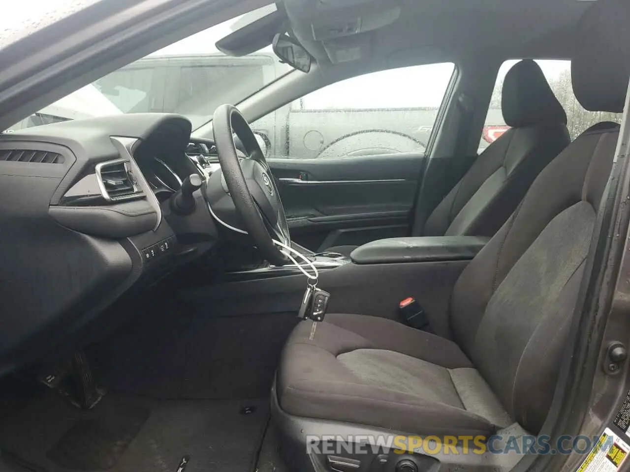 7 Photograph of a damaged car 4T1C11AK4LU899096 TOYOTA CAMRY 2020