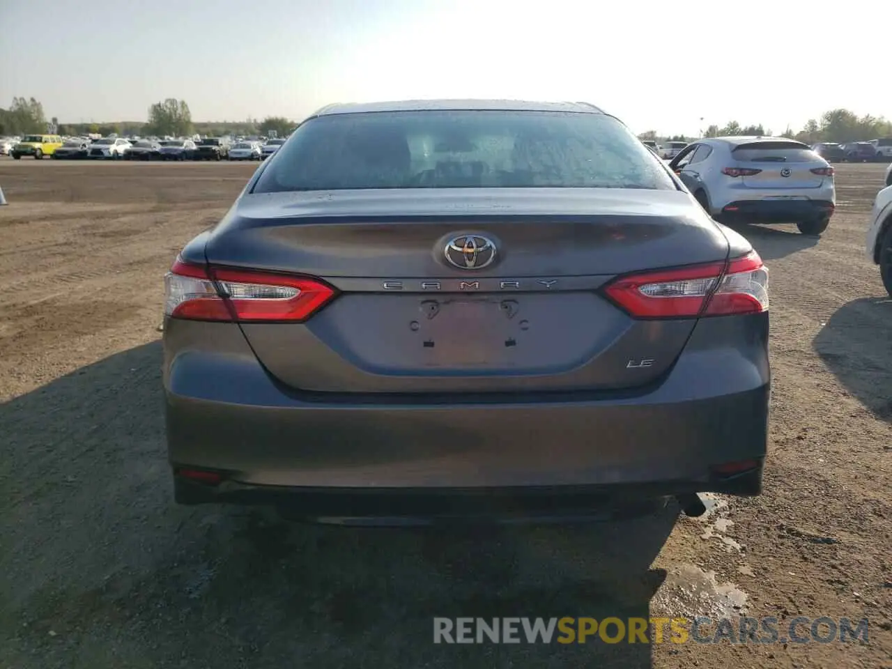 6 Photograph of a damaged car 4T1C11AK4LU913160 TOYOTA CAMRY 2020