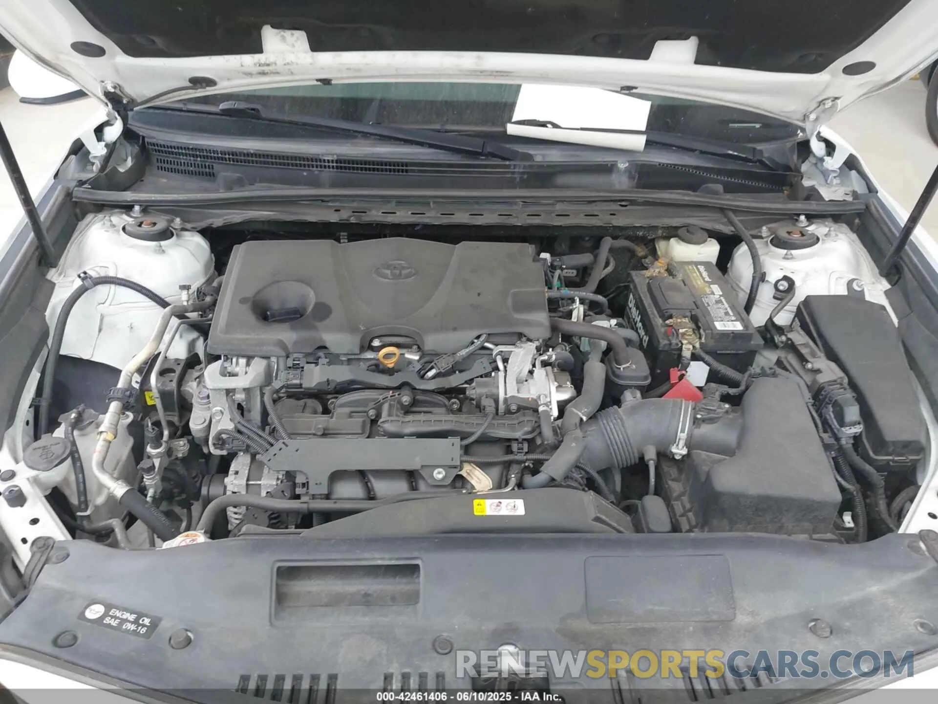 10 Photograph of a damaged car 4T1C11AK4LU915541 TOYOTA CAMRY 2020