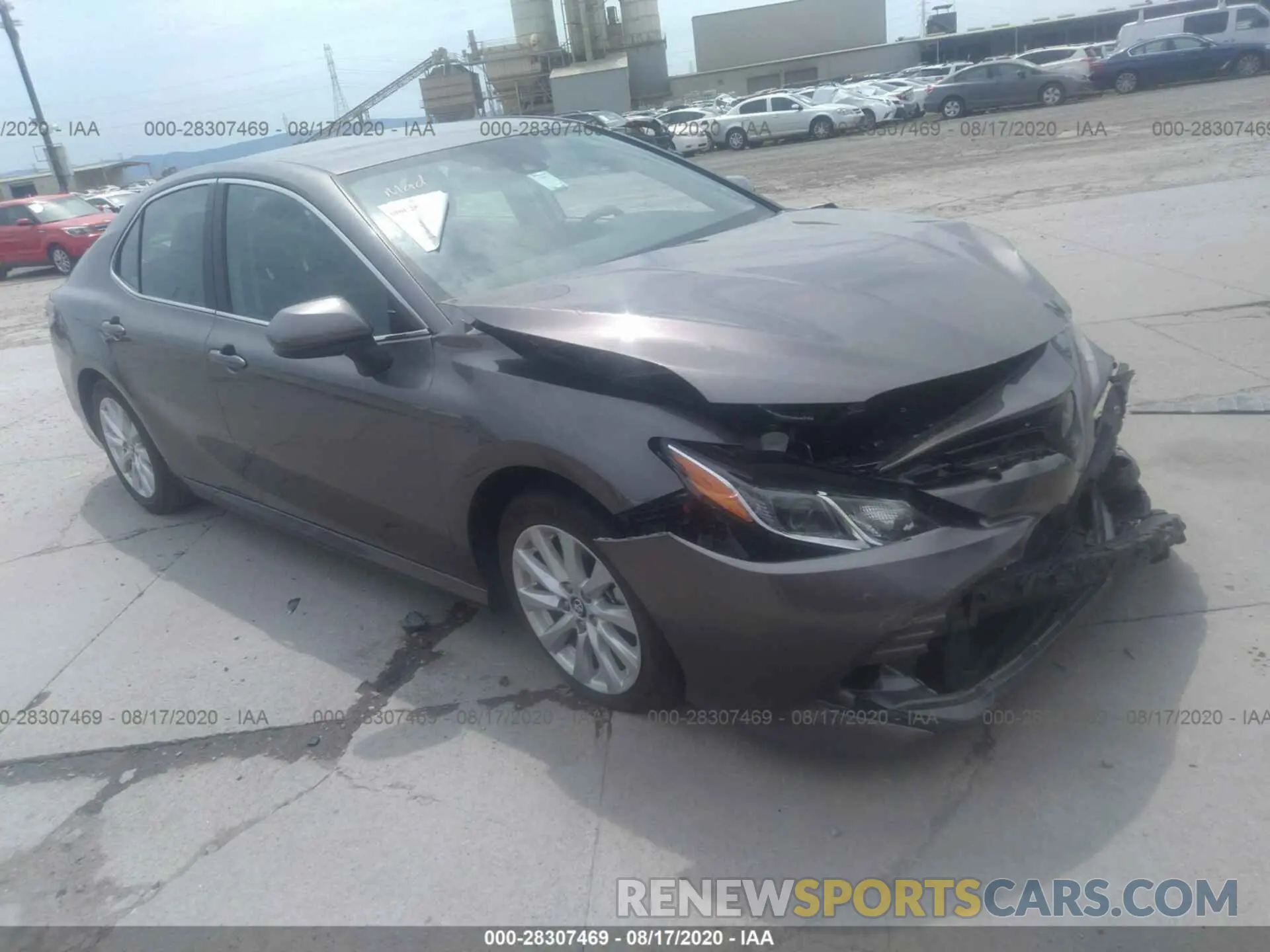 1 Photograph of a damaged car 4T1C11AK4LU915863 TOYOTA CAMRY 2020
