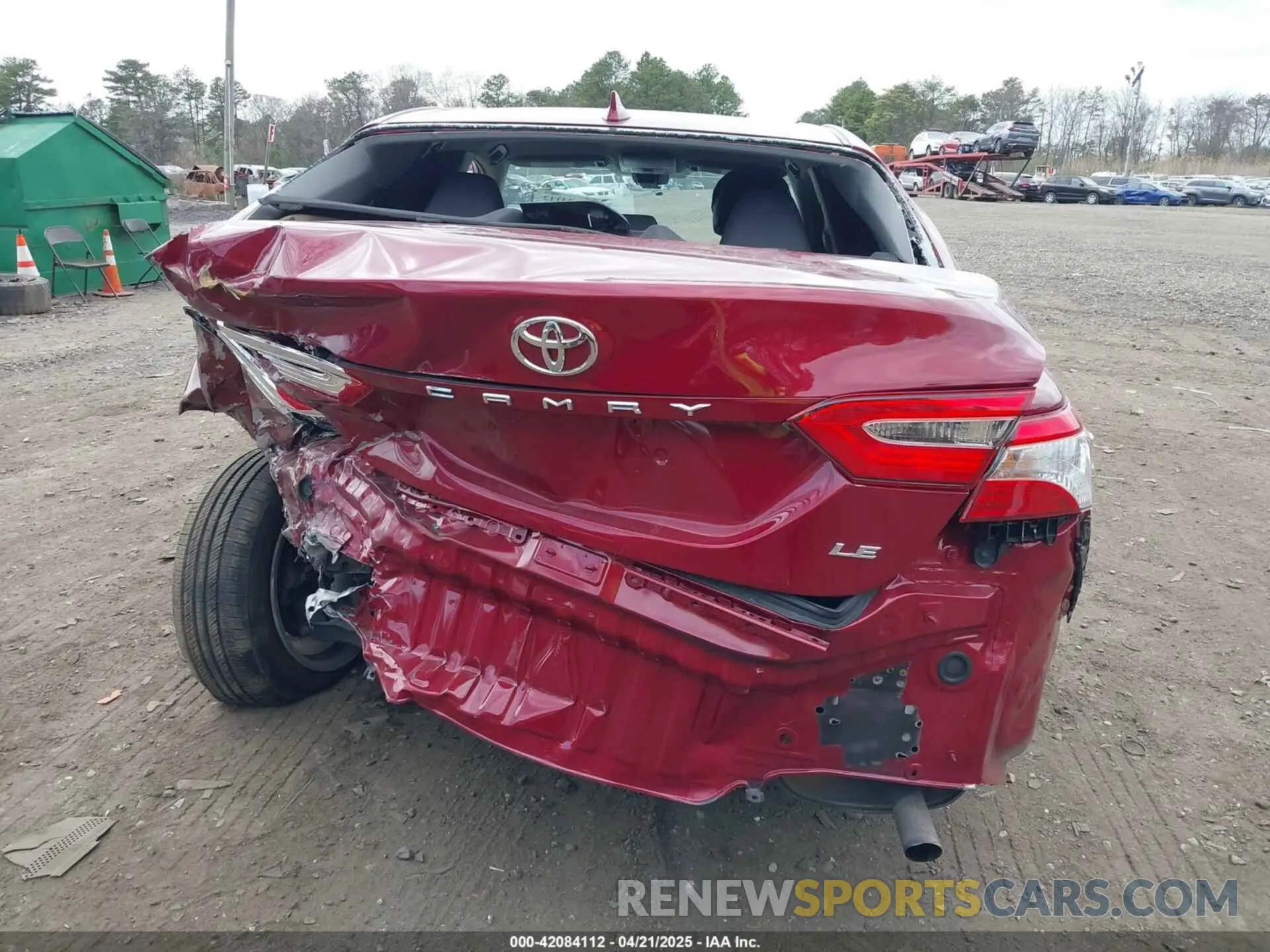 16 Photograph of a damaged car 4T1C11AK4LU920044 TOYOTA CAMRY 2020