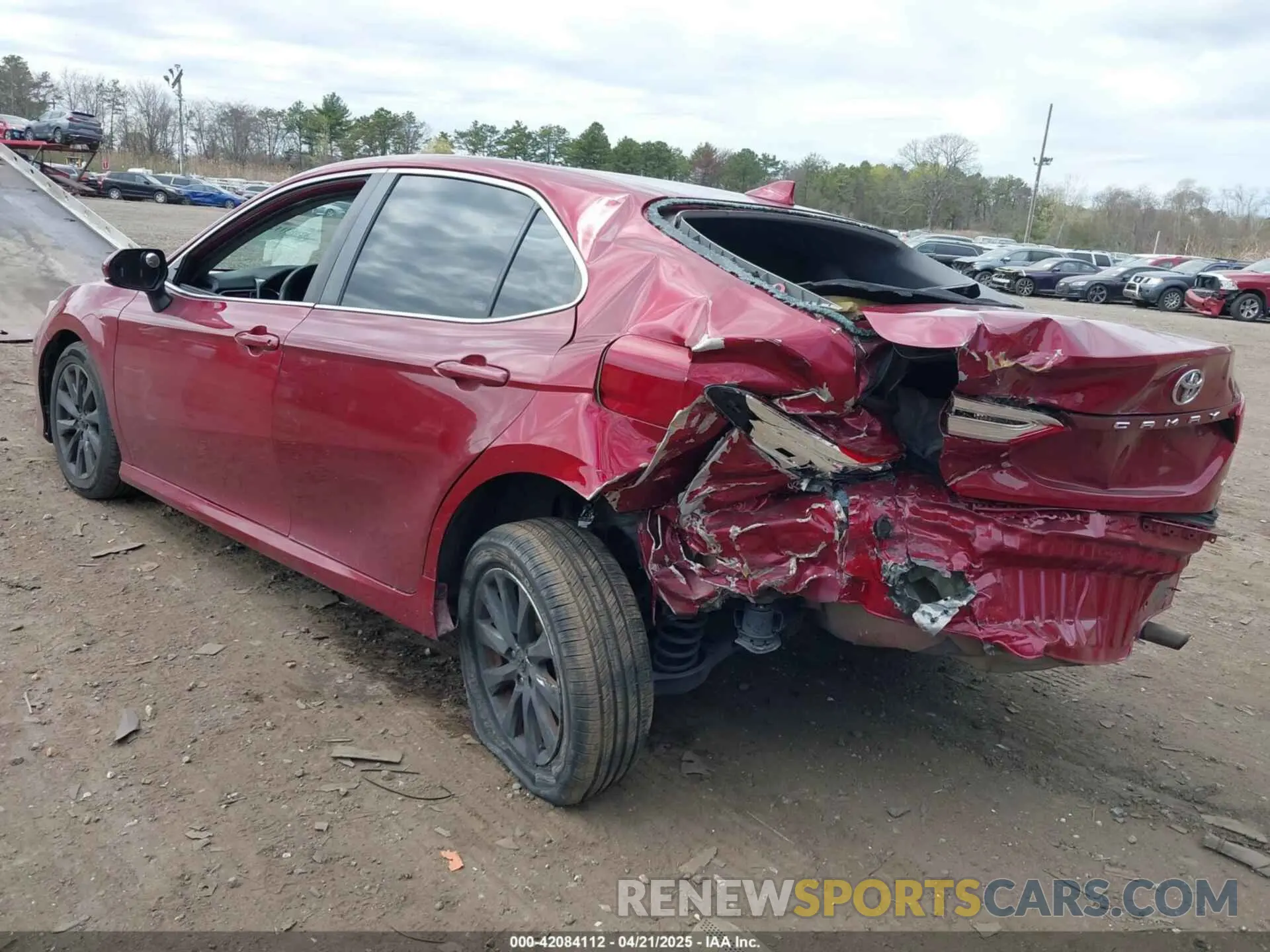 6 Photograph of a damaged car 4T1C11AK4LU920044 TOYOTA CAMRY 2020