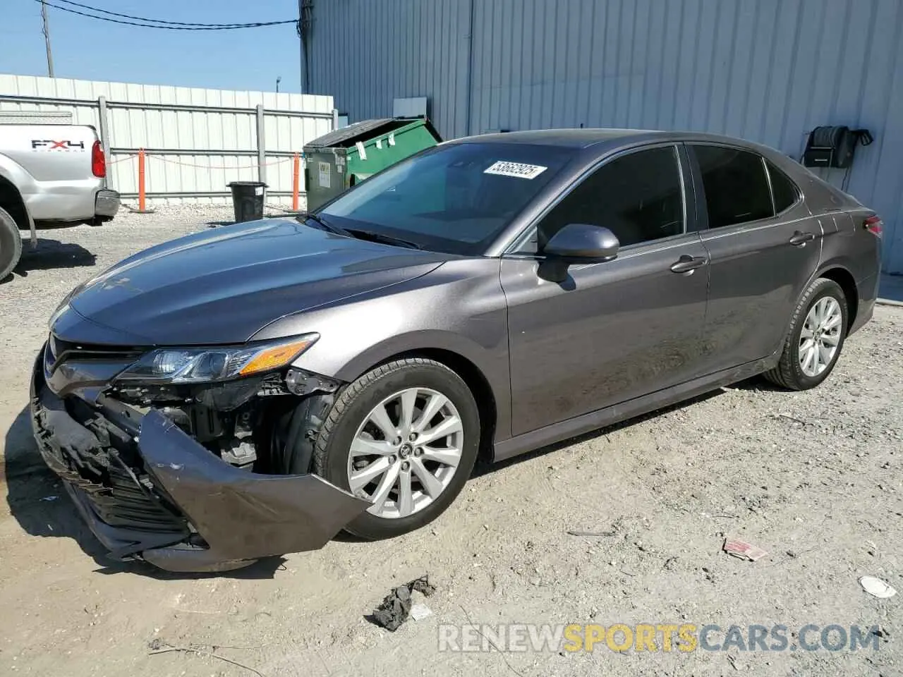 1 Photograph of a damaged car 4T1C11AK4LU924210 TOYOTA CAMRY 2020
