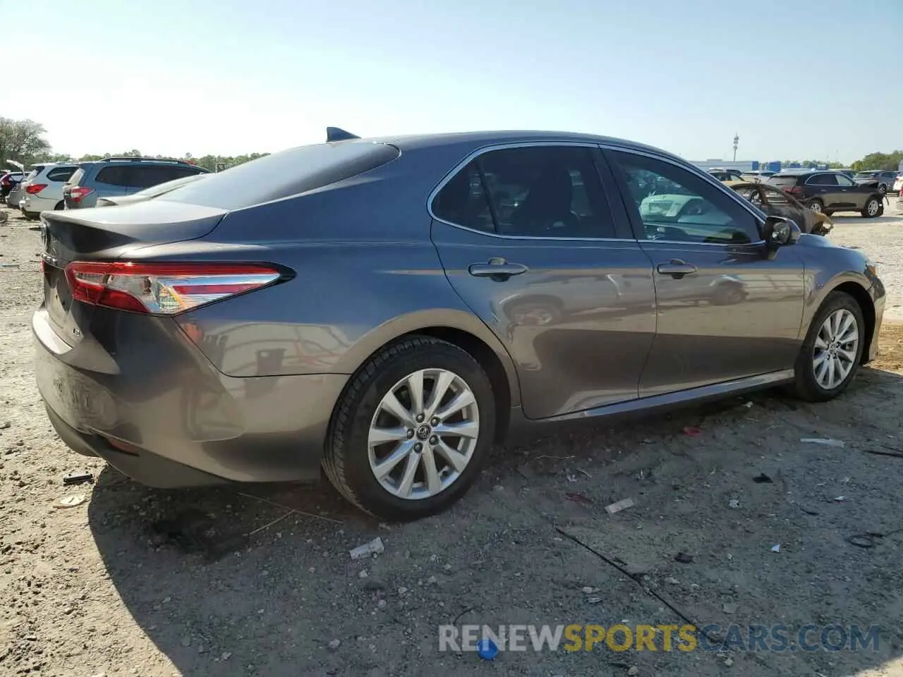 3 Photograph of a damaged car 4T1C11AK4LU924210 TOYOTA CAMRY 2020