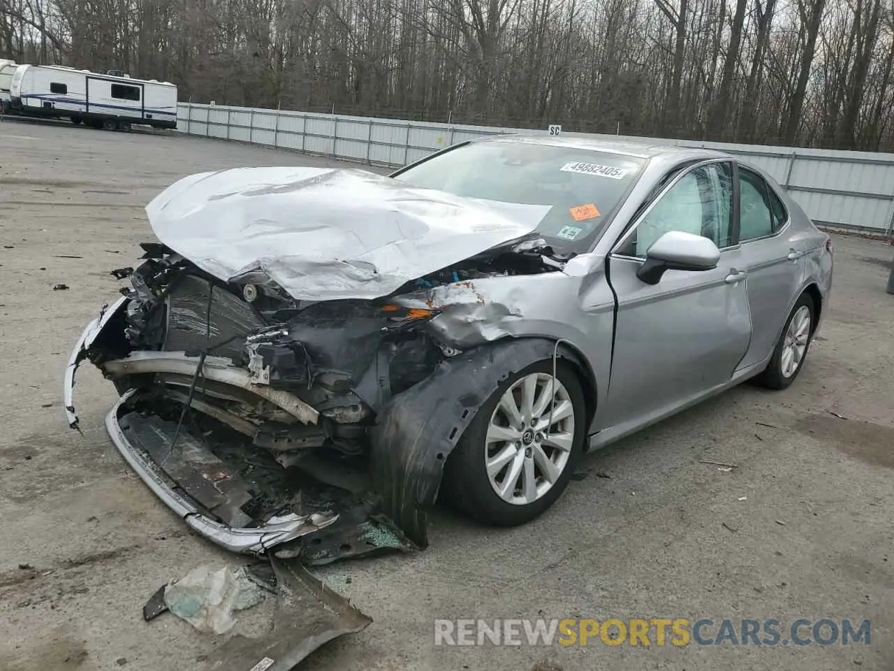 1 Photograph of a damaged car 4T1C11AK4LU924529 TOYOTA CAMRY 2020