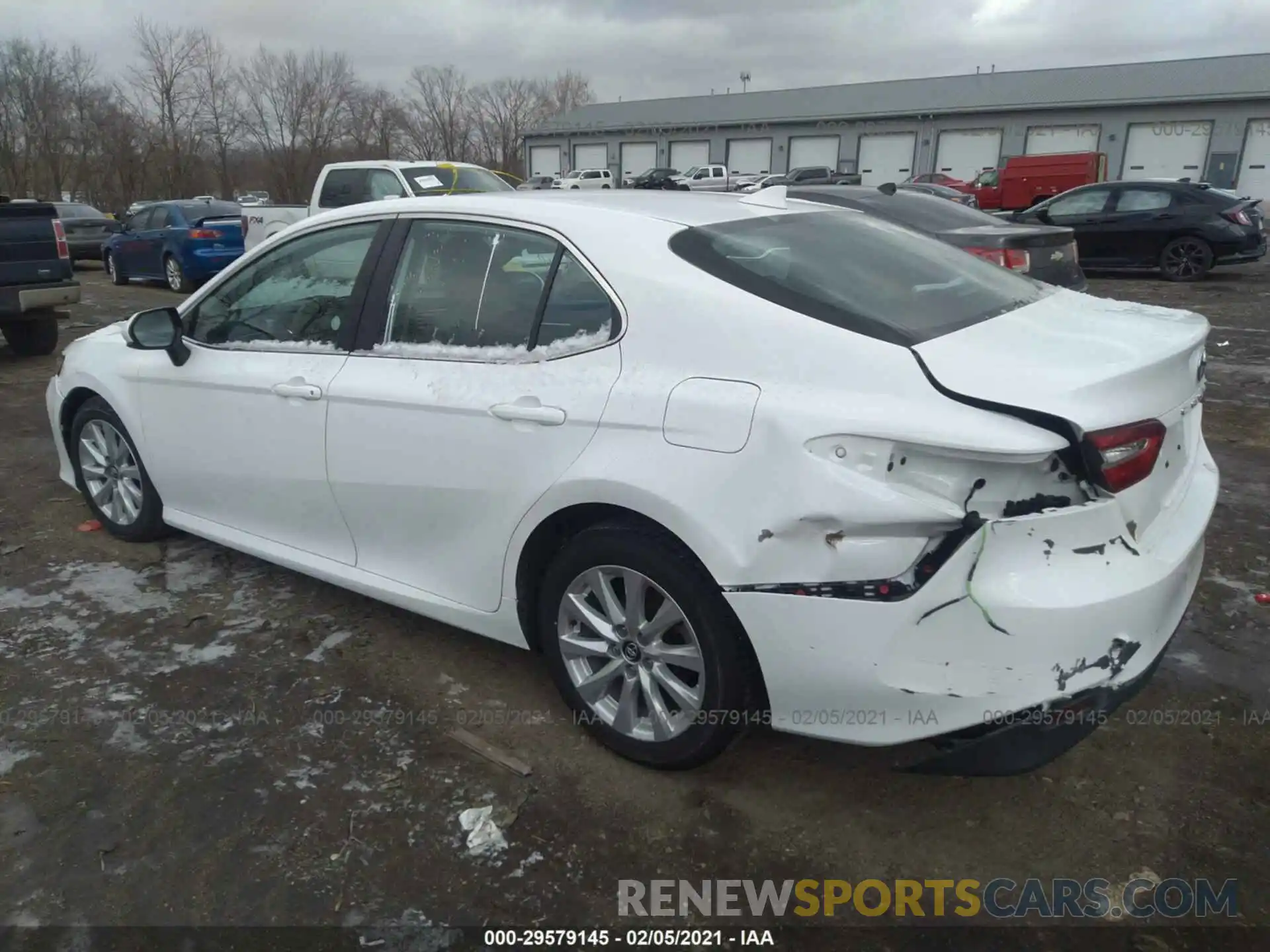 3 Photograph of a damaged car 4T1C11AK4LU939063 TOYOTA CAMRY 2020