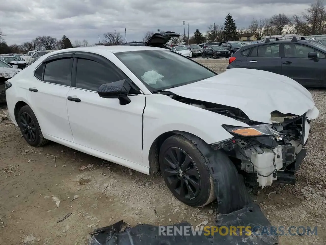 4 Photograph of a damaged car 4T1C11AK4LU939600 TOYOTA CAMRY 2020