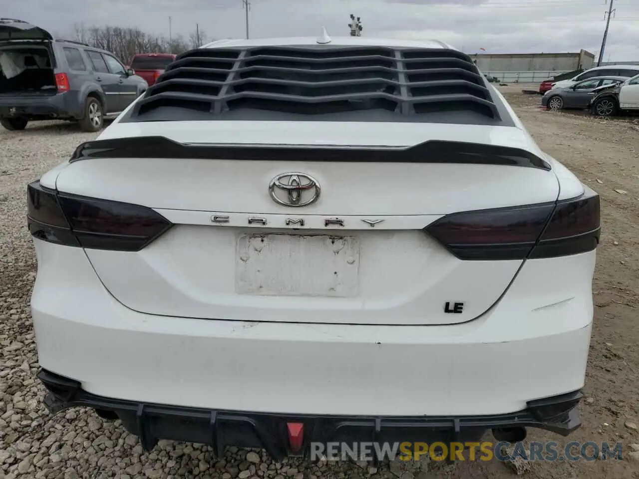 6 Photograph of a damaged car 4T1C11AK4LU939600 TOYOTA CAMRY 2020