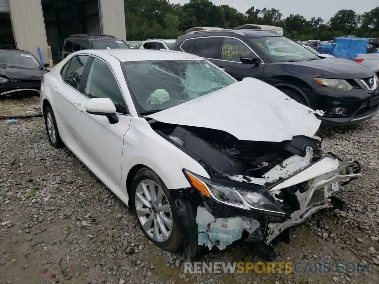 1 Photograph of a damaged car 4T1C11AK4LU959877 TOYOTA CAMRY 2020