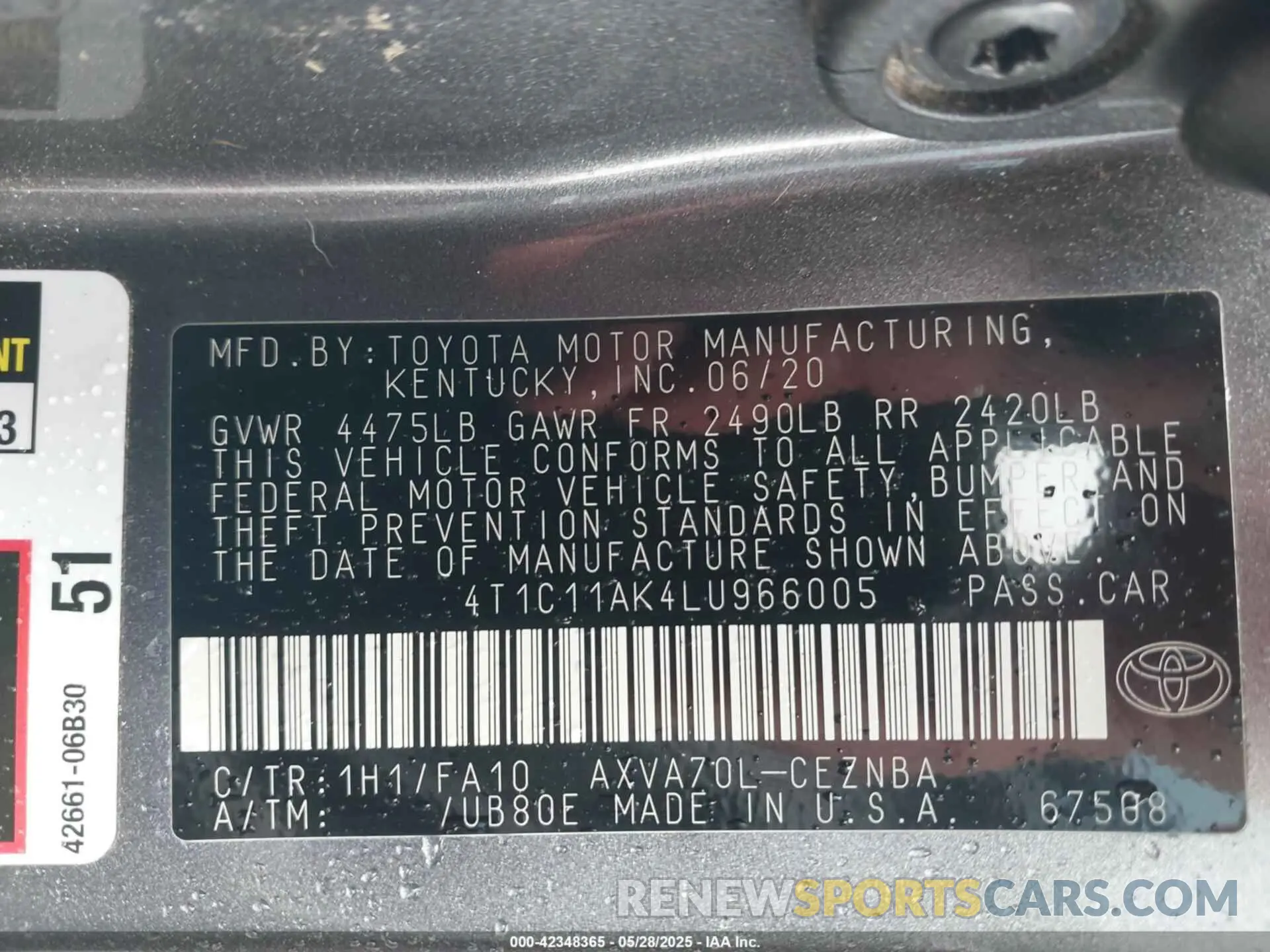 9 Photograph of a damaged car 4T1C11AK4LU966005 TOYOTA CAMRY 2020