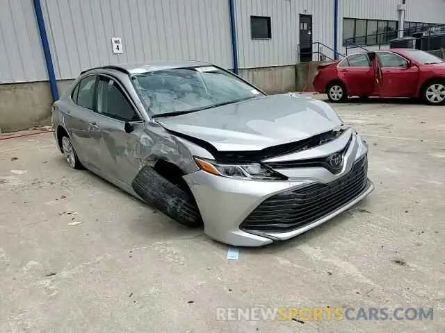 13 Photograph of a damaged car 4T1C11AK4LU969969 TOYOTA CAMRY 2020