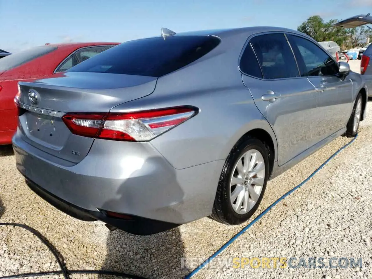 4 Photograph of a damaged car 4T1C11AK4LU982494 TOYOTA CAMRY 2020