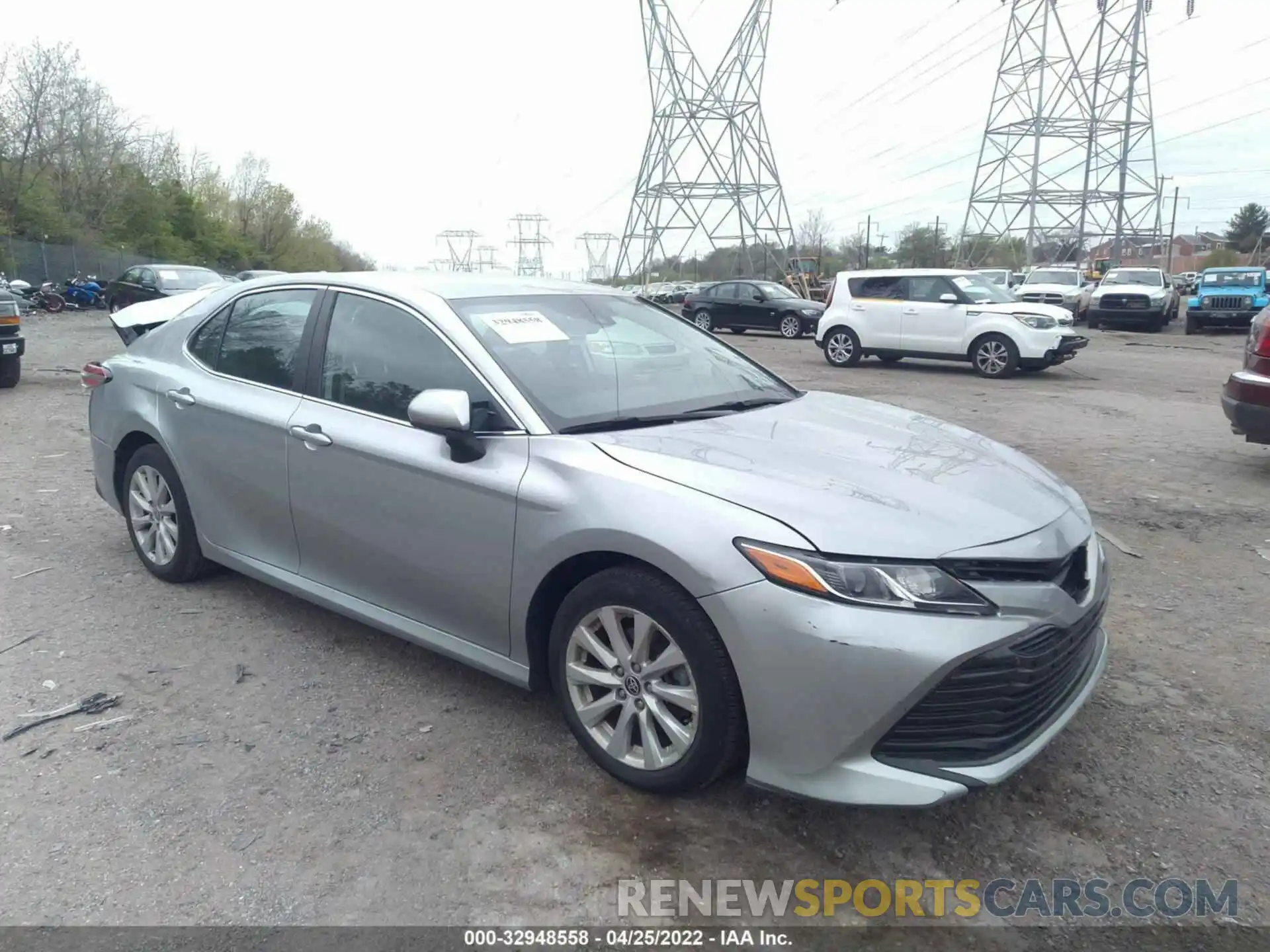 1 Photograph of a damaged car 4T1C11AK4LU983046 TOYOTA CAMRY 2020