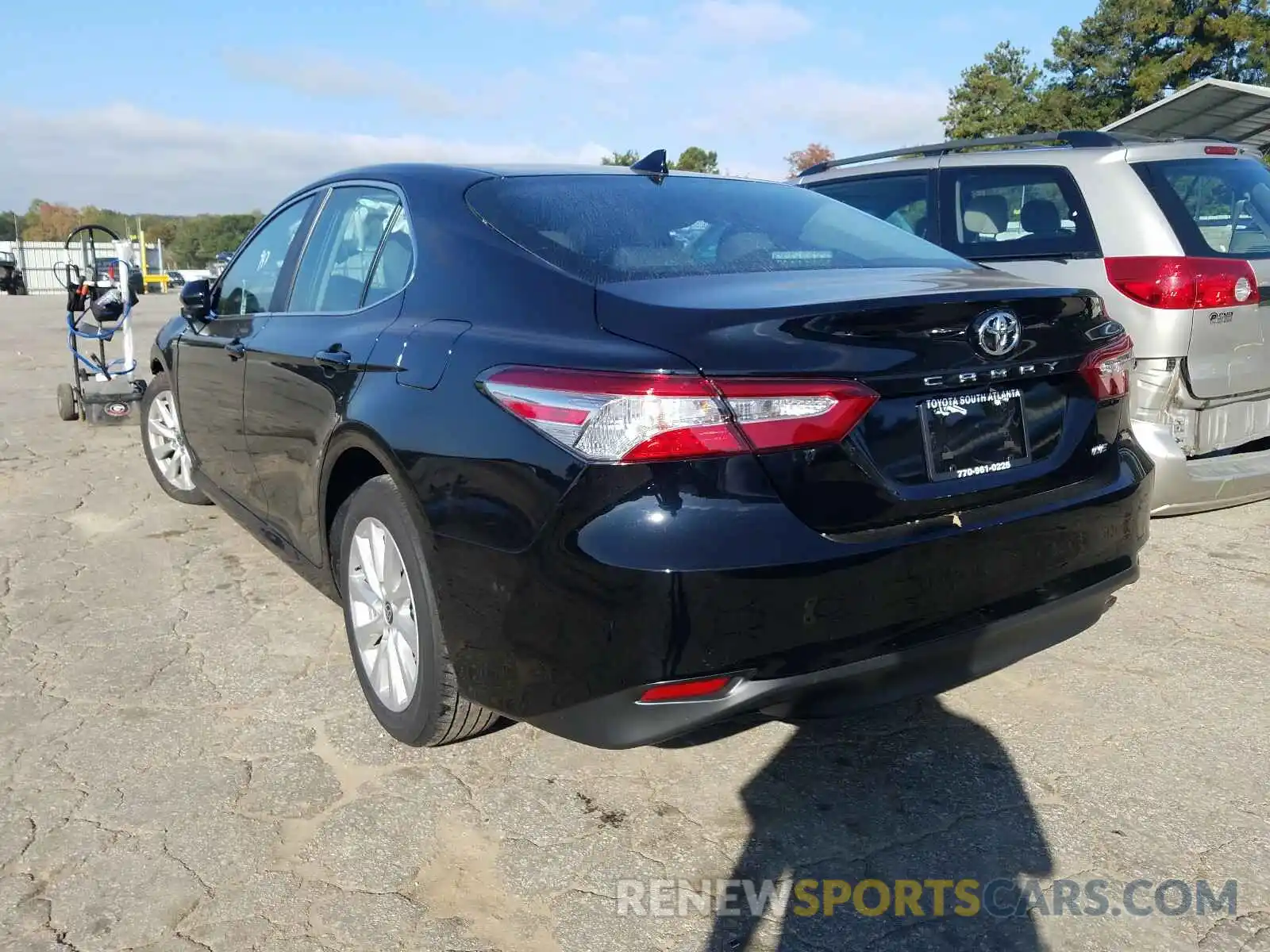 3 Photograph of a damaged car 4T1C11AK4LU991079 TOYOTA CAMRY 2020