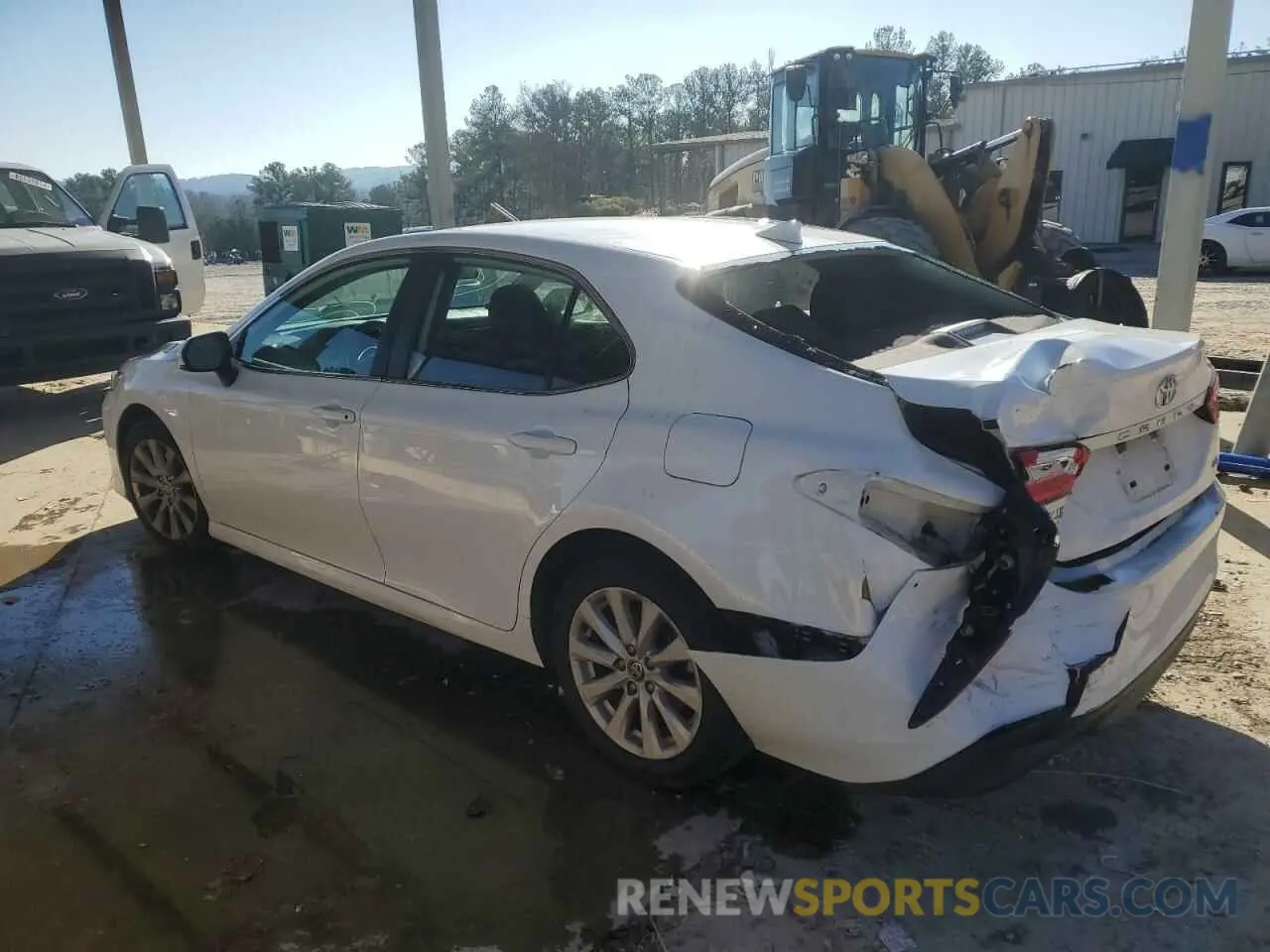 2 Photograph of a damaged car 4T1C11AK4LU992992 TOYOTA CAMRY 2020