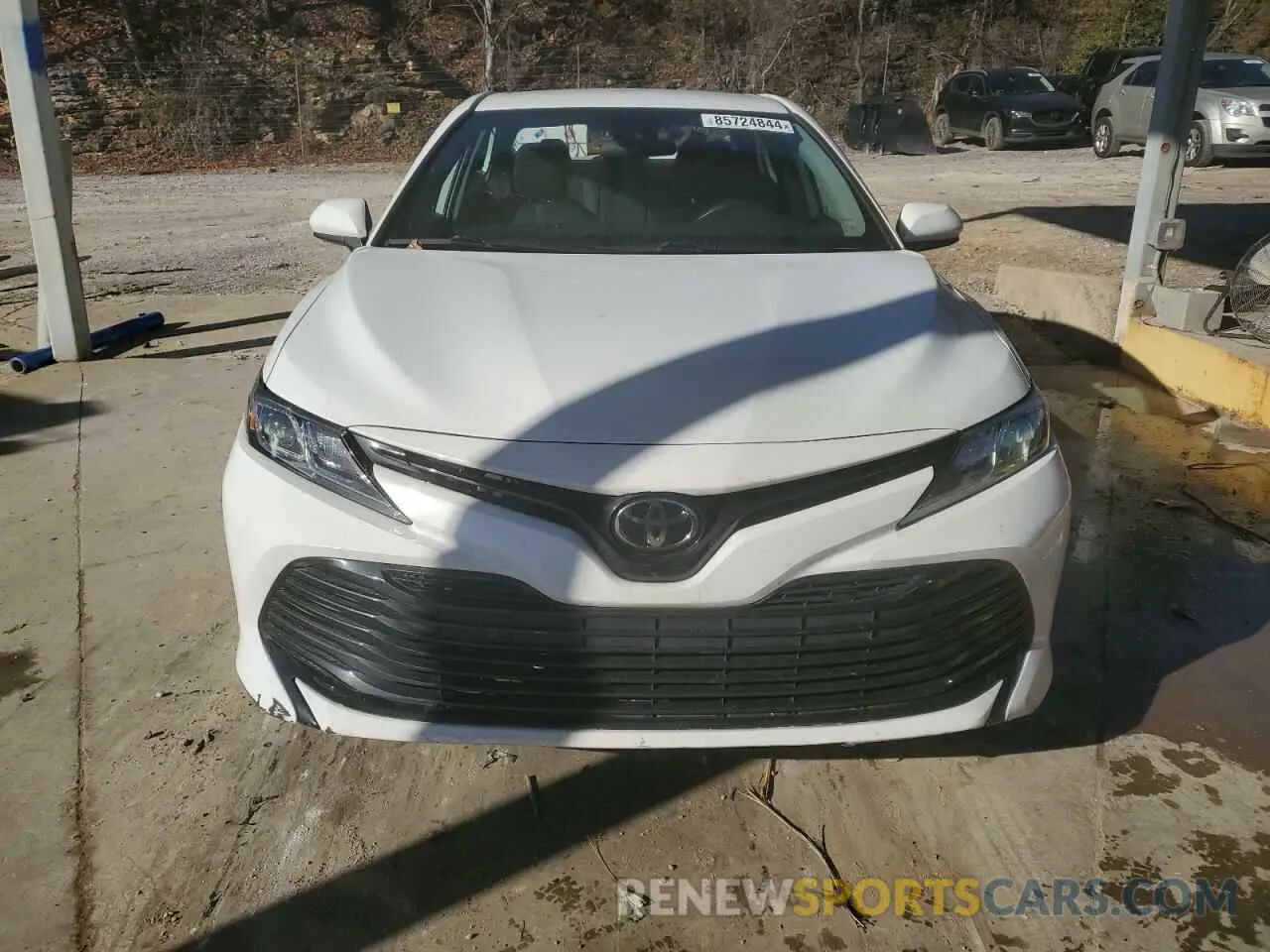 5 Photograph of a damaged car 4T1C11AK4LU992992 TOYOTA CAMRY 2020