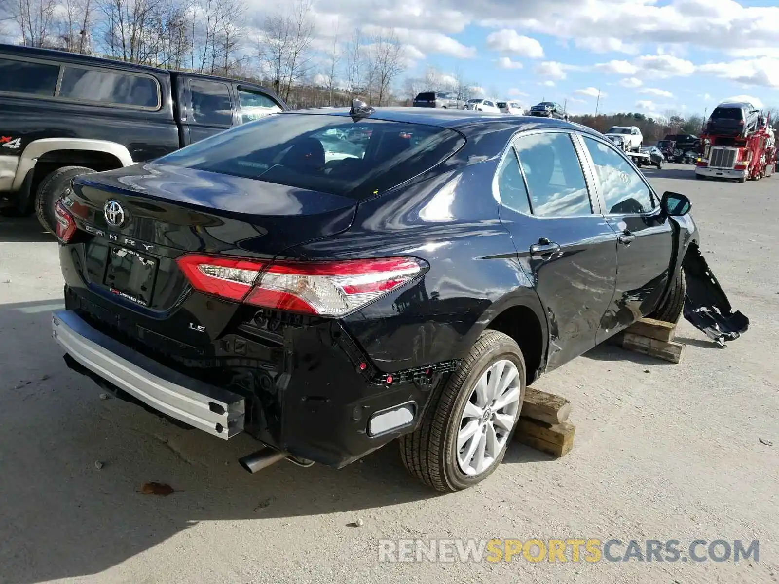 4 Photograph of a damaged car 4T1C11AK4LU994872 TOYOTA CAMRY 2020