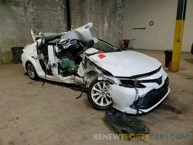 13 Photograph of a damaged car 4T1C11AK4LU998615 TOYOTA CAMRY 2020