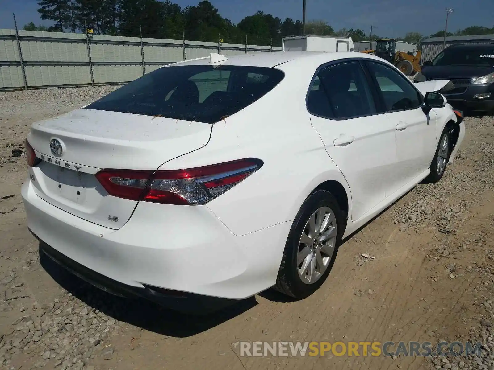 4 Photograph of a damaged car 4T1C11AK5LU313702 TOYOTA CAMRY 2020