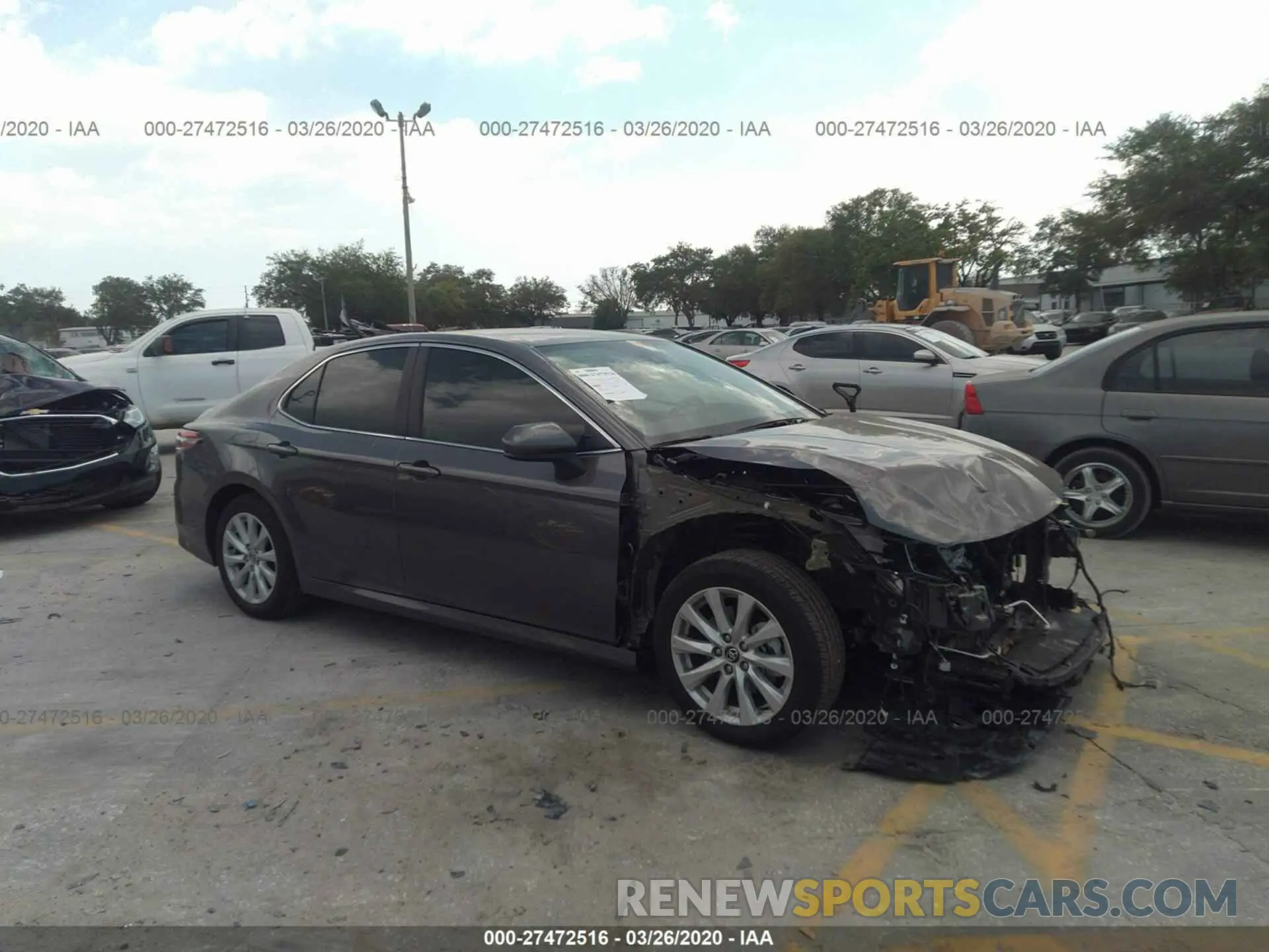 1 Photograph of a damaged car 4T1C11AK5LU337238 TOYOTA CAMRY 2020