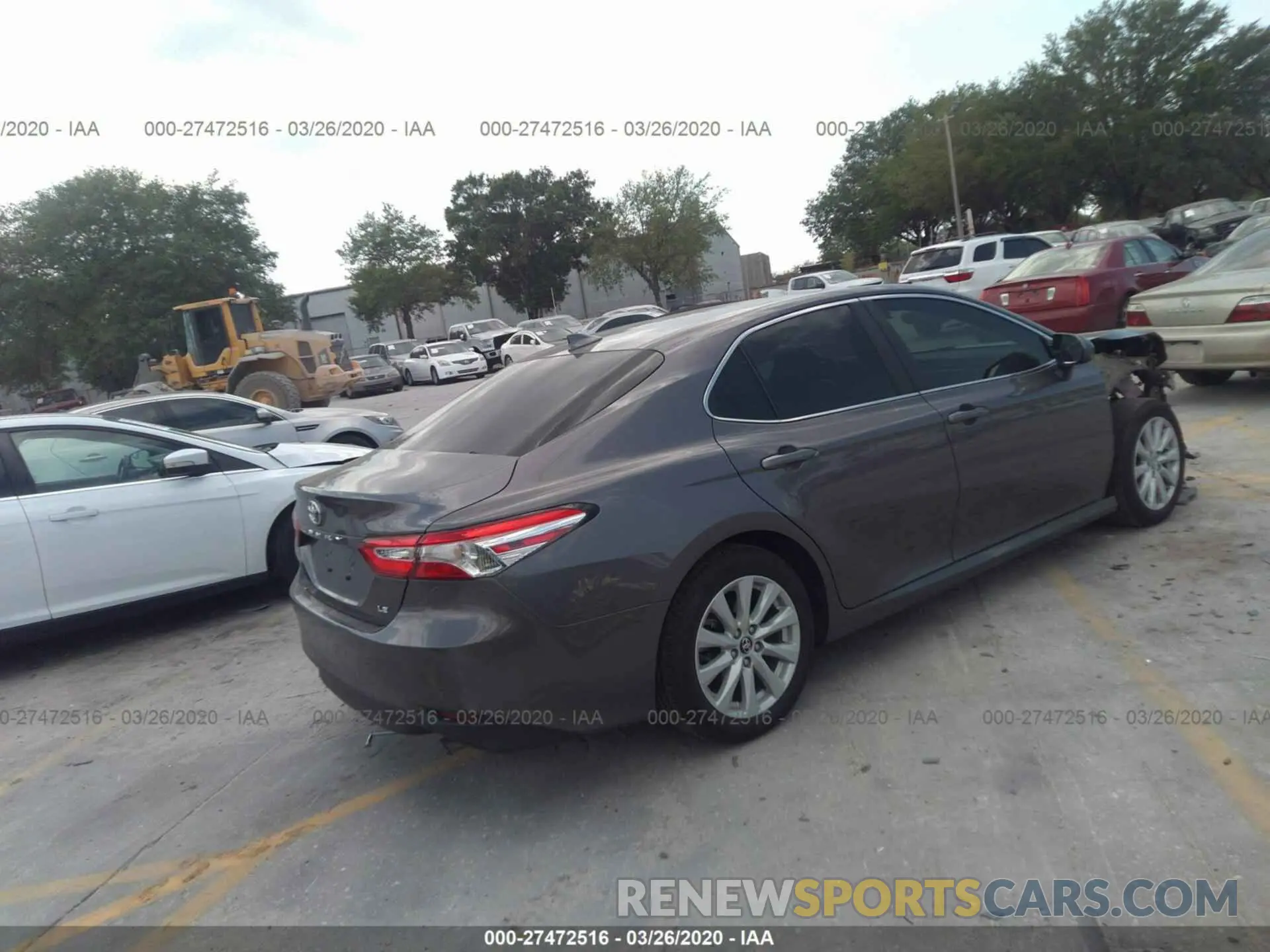 4 Photograph of a damaged car 4T1C11AK5LU337238 TOYOTA CAMRY 2020
