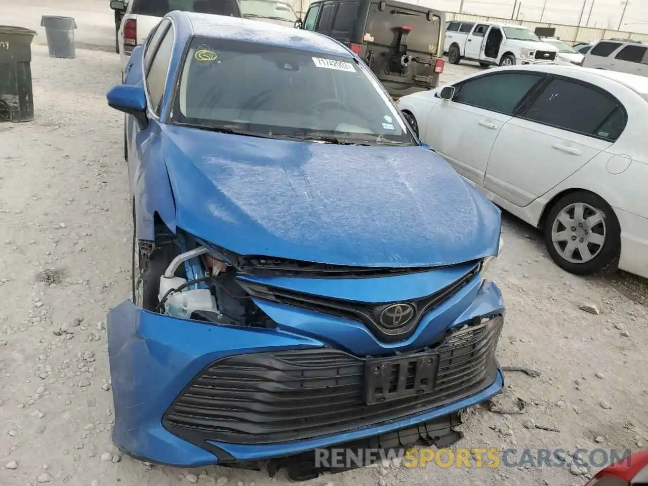 5 Photograph of a damaged car 4T1C11AK5LU338003 TOYOTA CAMRY 2020