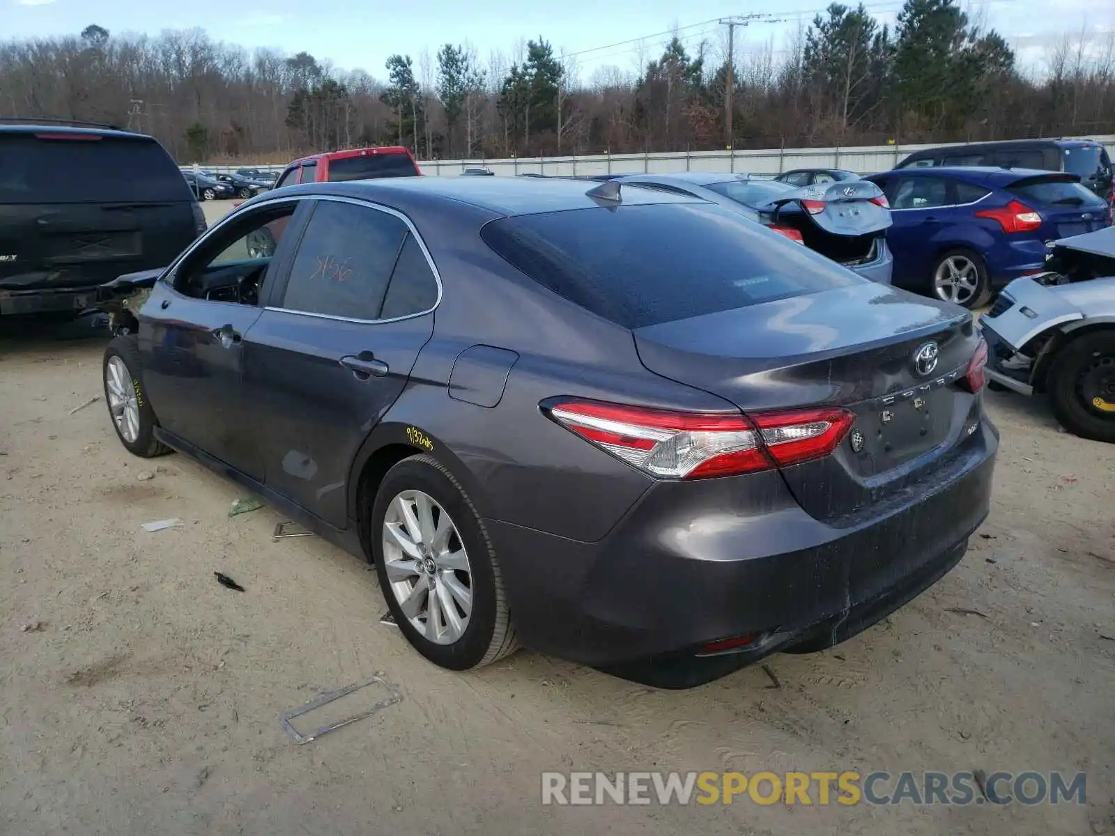 3 Photograph of a damaged car 4T1C11AK5LU351138 TOYOTA CAMRY 2020