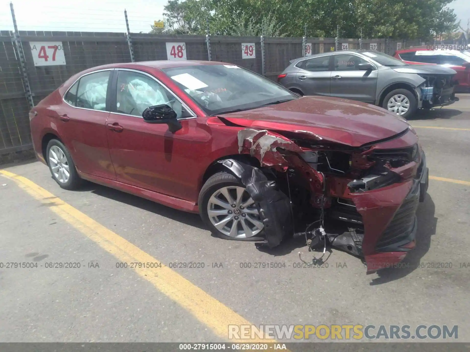 1 Photograph of a damaged car 4T1C11AK5LU359367 TOYOTA CAMRY 2020