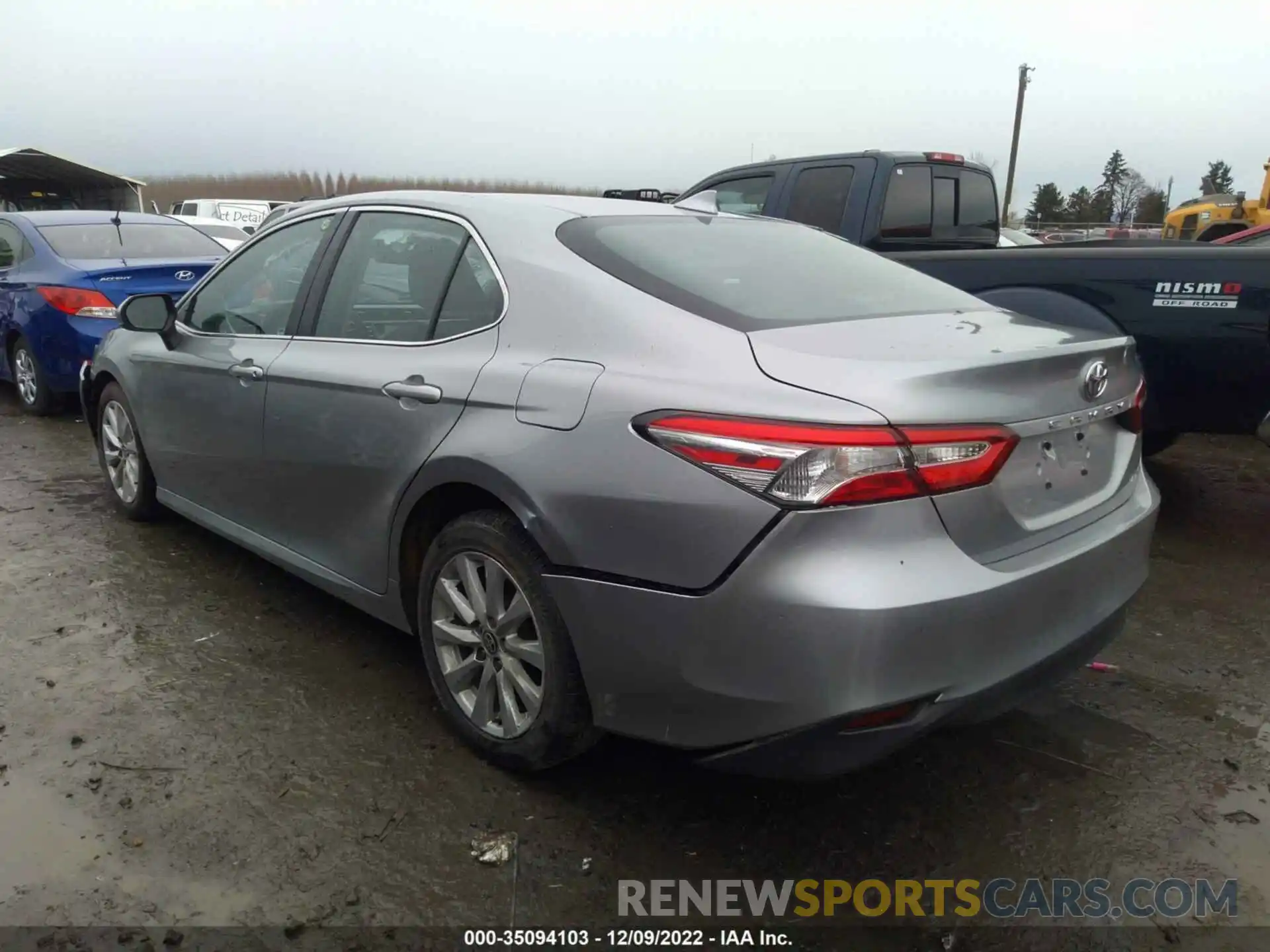 3 Photograph of a damaged car 4T1C11AK5LU362950 TOYOTA CAMRY 2020