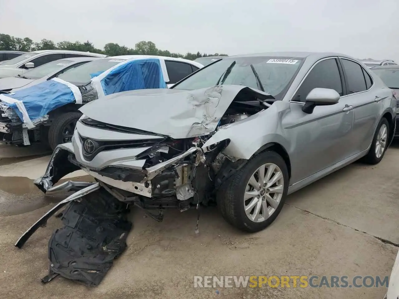 1 Photograph of a damaged car 4T1C11AK5LU364374 TOYOTA CAMRY 2020