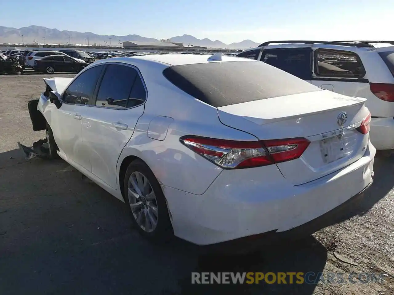 3 Photograph of a damaged car 4T1C11AK5LU370224 TOYOTA CAMRY 2020