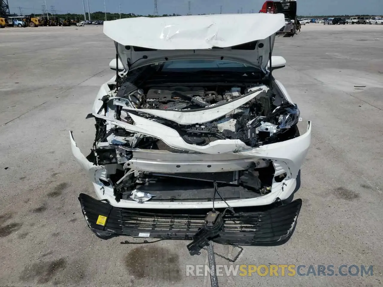 5 Photograph of a damaged car 4T1C11AK5LU388948 TOYOTA CAMRY 2020
