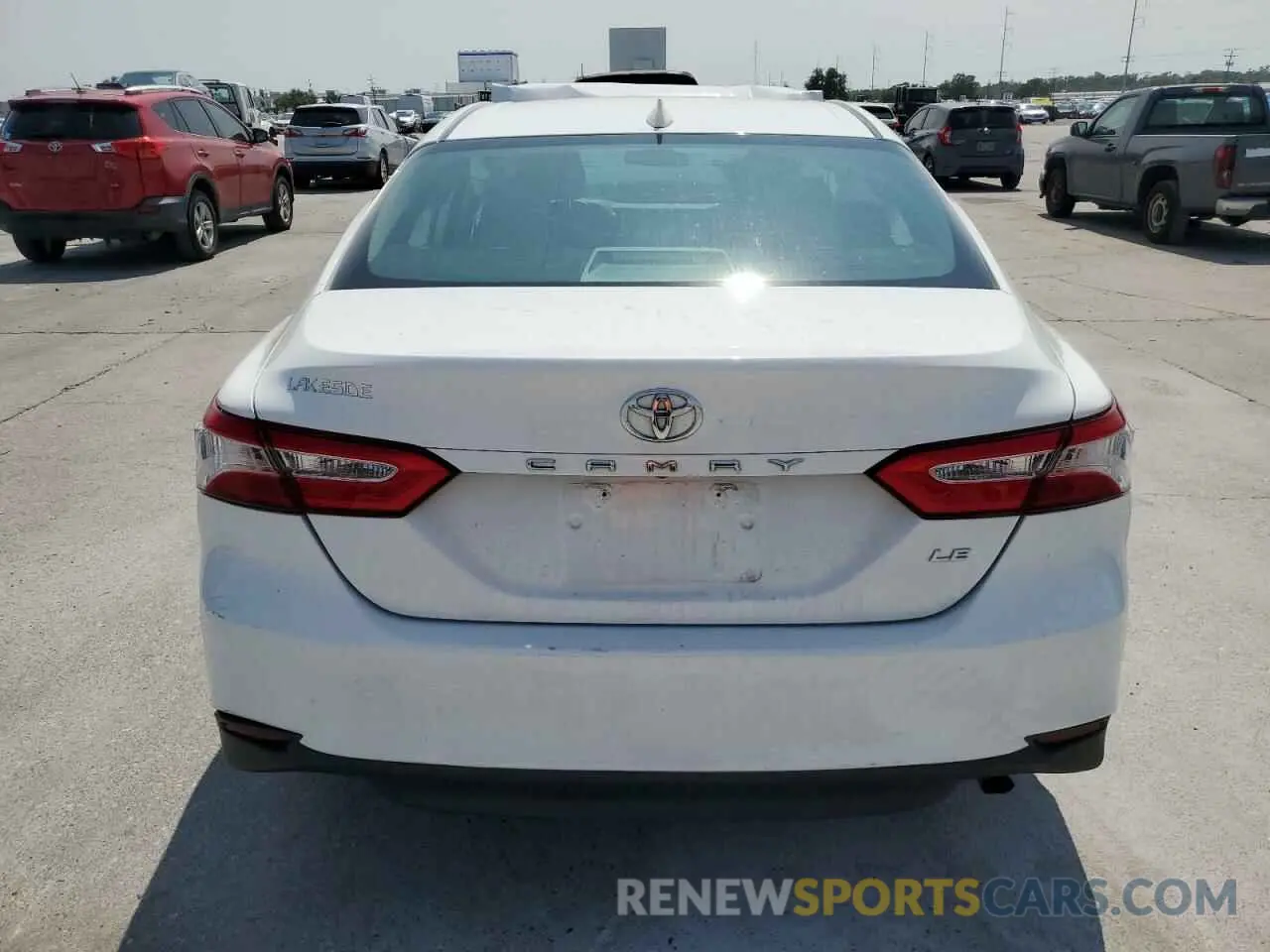 6 Photograph of a damaged car 4T1C11AK5LU388948 TOYOTA CAMRY 2020