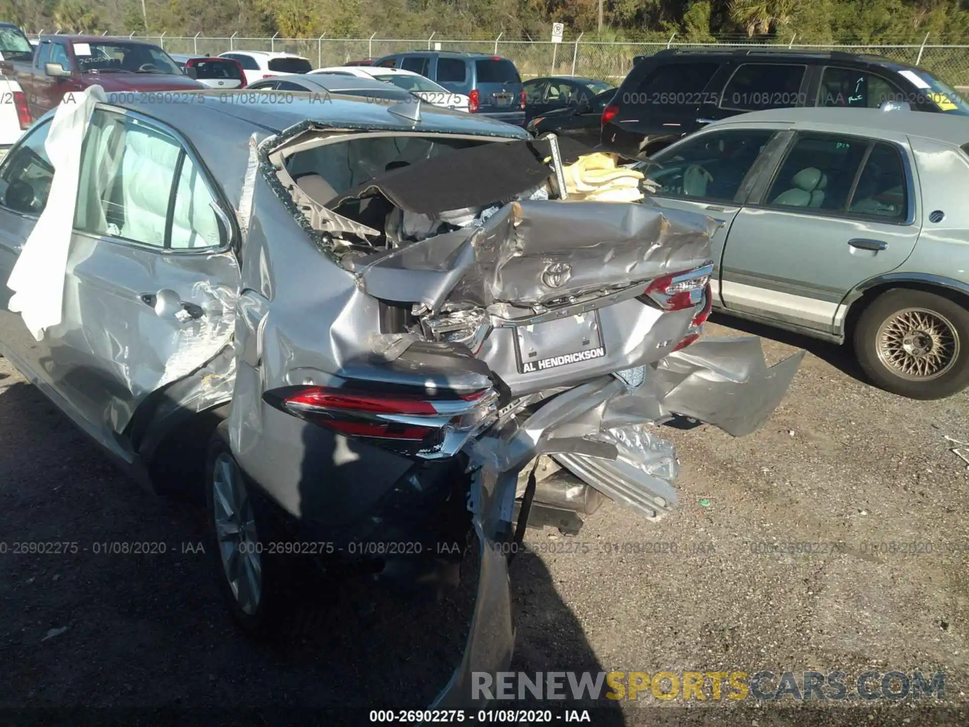 6 Photograph of a damaged car 4T1C11AK5LU881349 TOYOTA CAMRY 2020