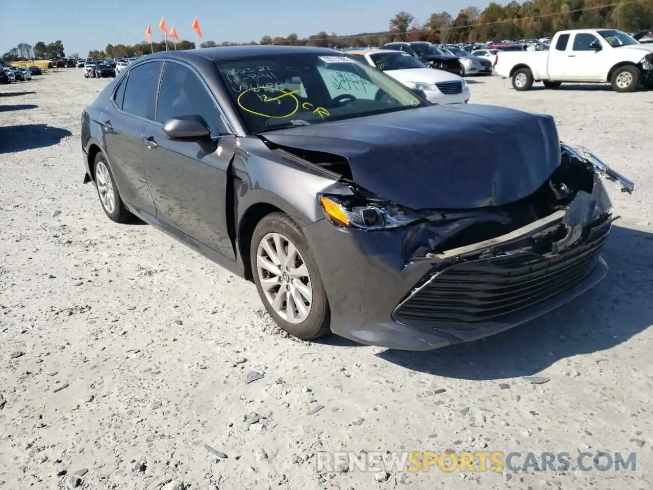 1 Photograph of a damaged car 4T1C11AK5LU886938 TOYOTA CAMRY 2020