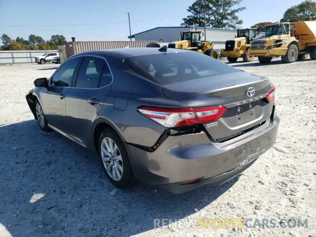 3 Photograph of a damaged car 4T1C11AK5LU886938 TOYOTA CAMRY 2020