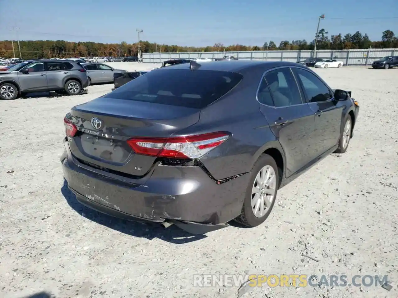 4 Photograph of a damaged car 4T1C11AK5LU886938 TOYOTA CAMRY 2020