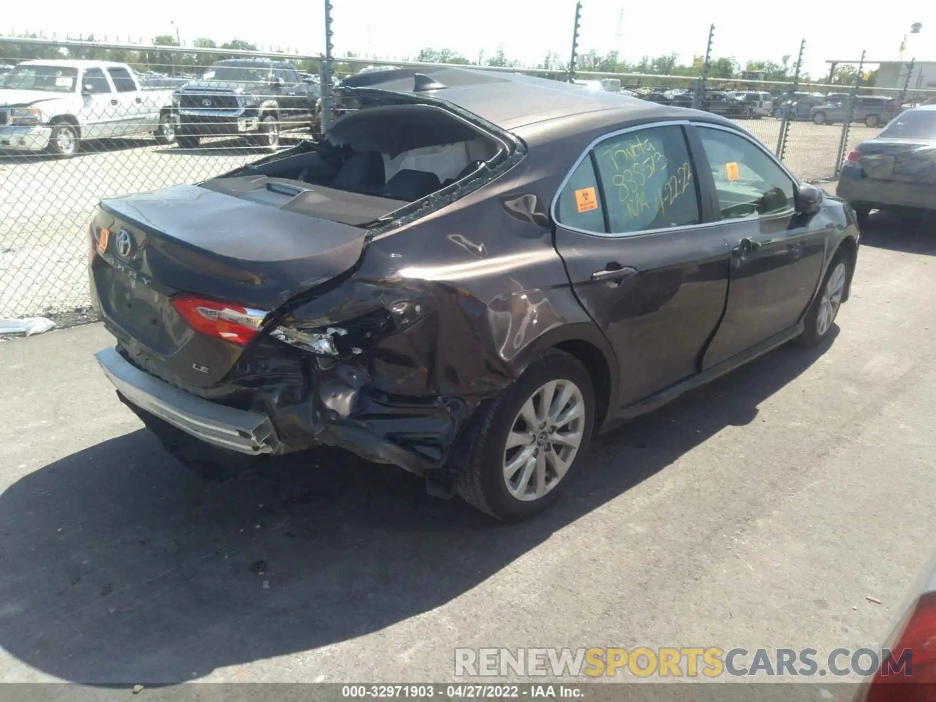 4 Photograph of a damaged car 4T1C11AK5LU888513 TOYOTA CAMRY 2020