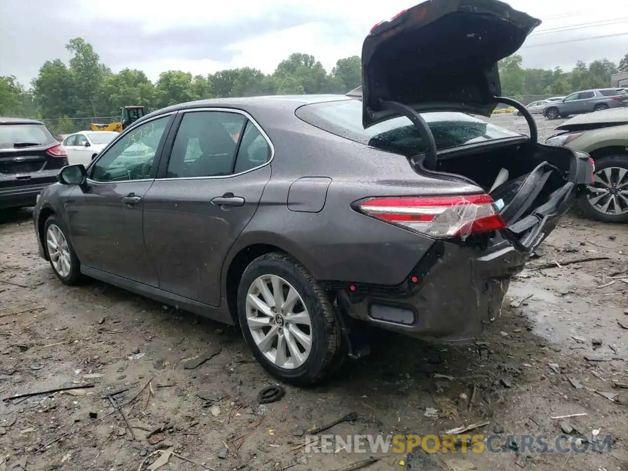 3 Photograph of a damaged car 4T1C11AK5LU897647 TOYOTA CAMRY 2020