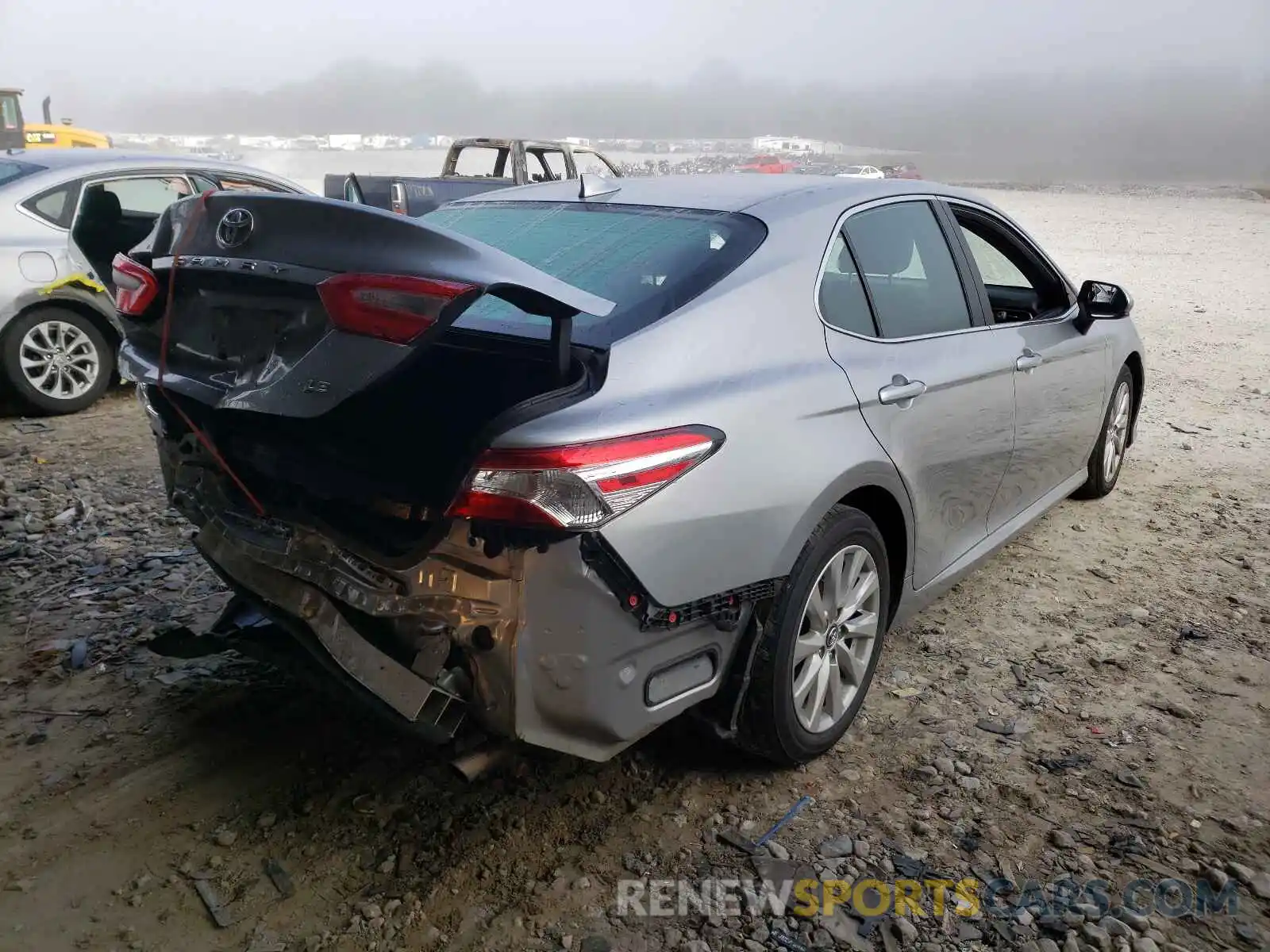 4 Photograph of a damaged car 4T1C11AK5LU900109 TOYOTA CAMRY 2020