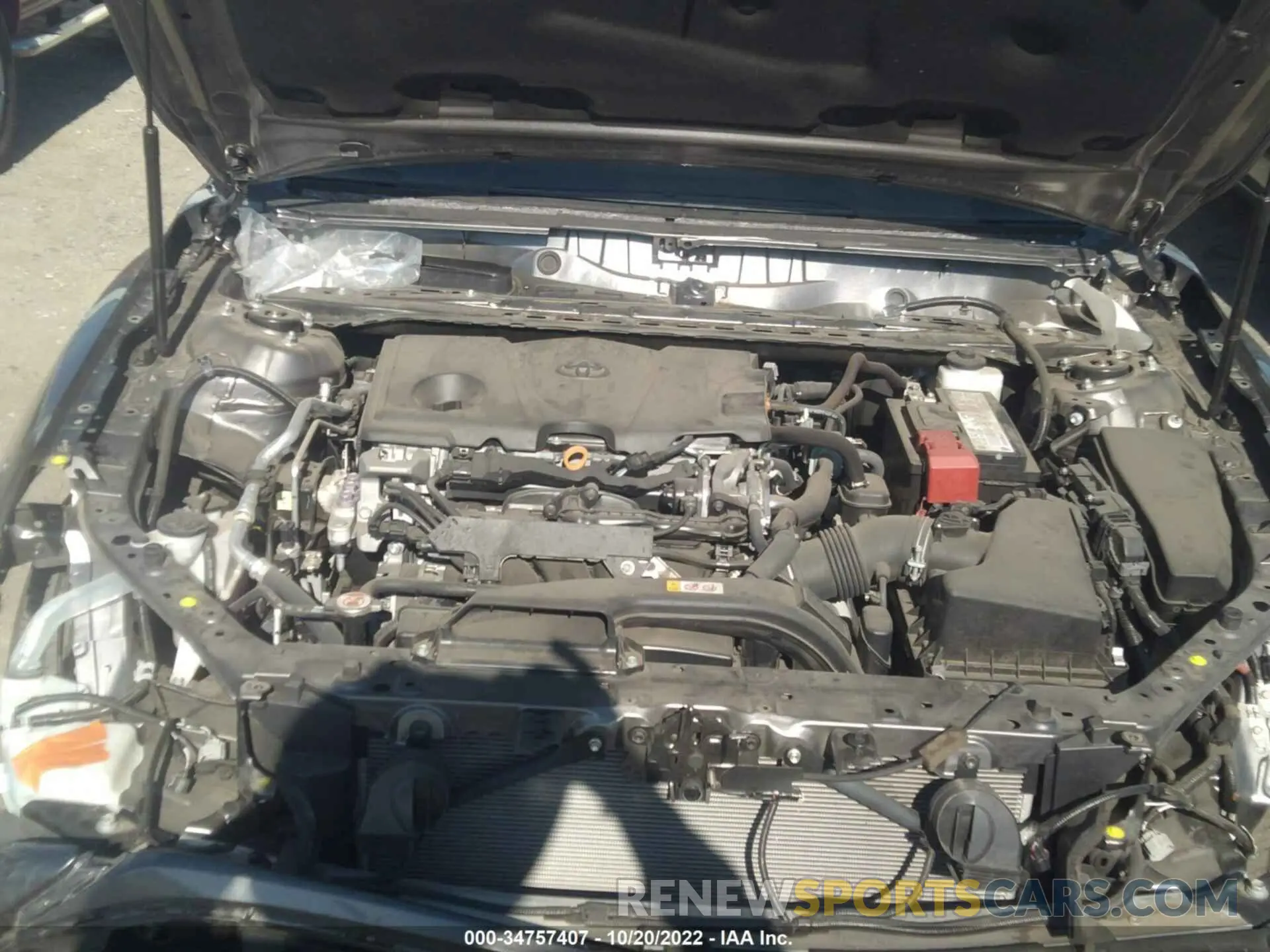 10 Photograph of a damaged car 4T1C11AK5LU904192 TOYOTA CAMRY 2020