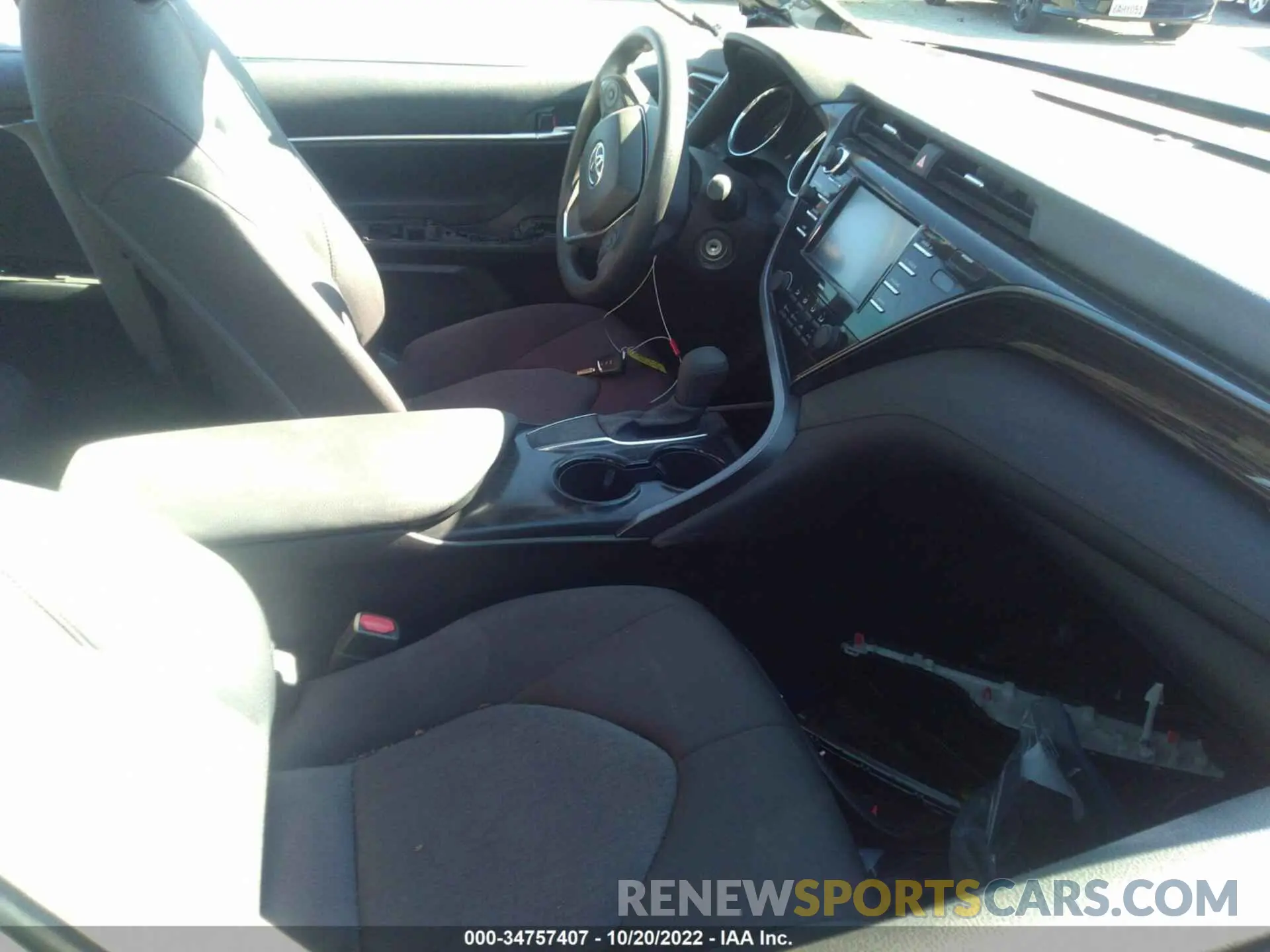 5 Photograph of a damaged car 4T1C11AK5LU904192 TOYOTA CAMRY 2020