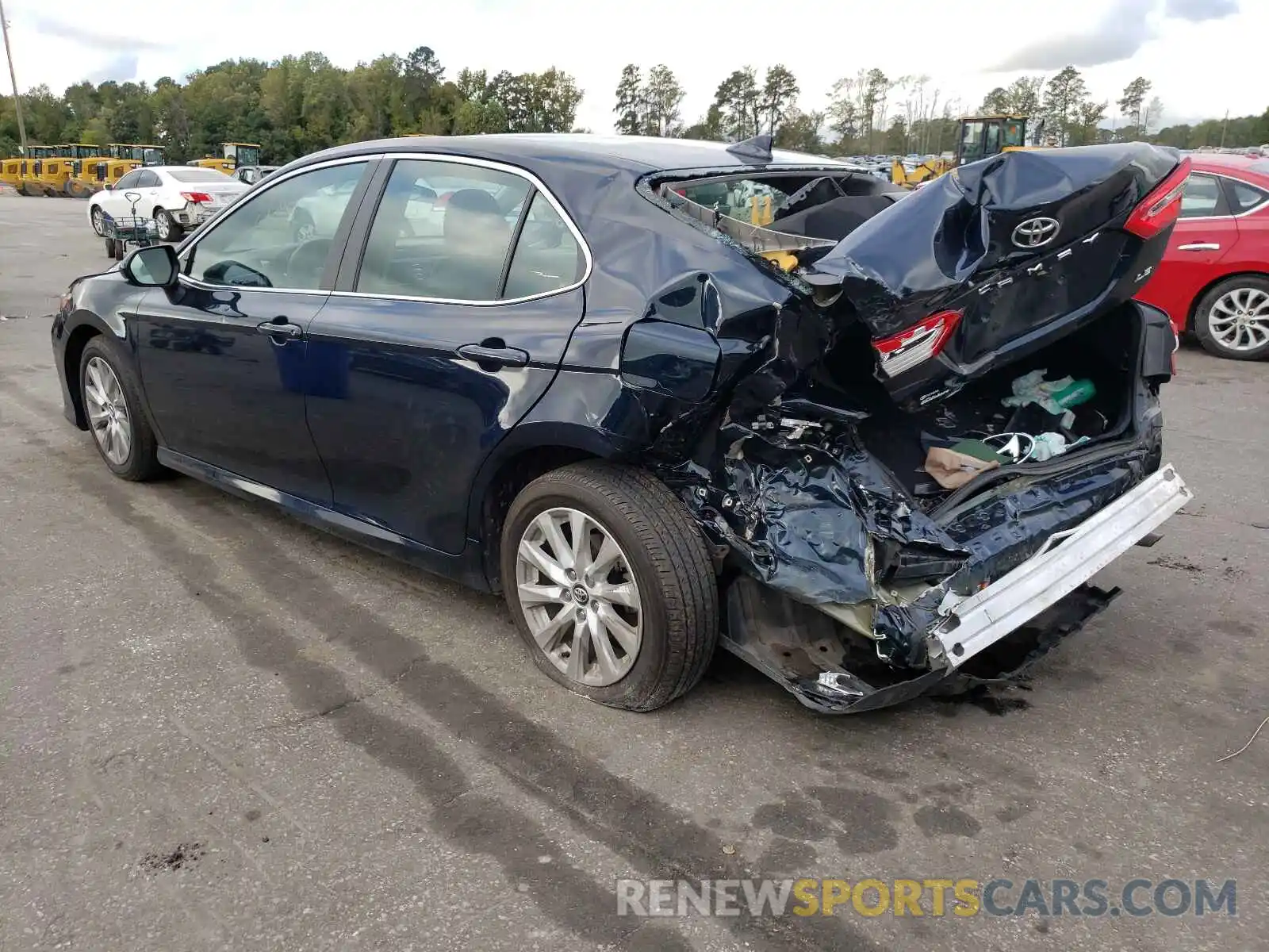 3 Photograph of a damaged car 4T1C11AK5LU908565 TOYOTA CAMRY 2020