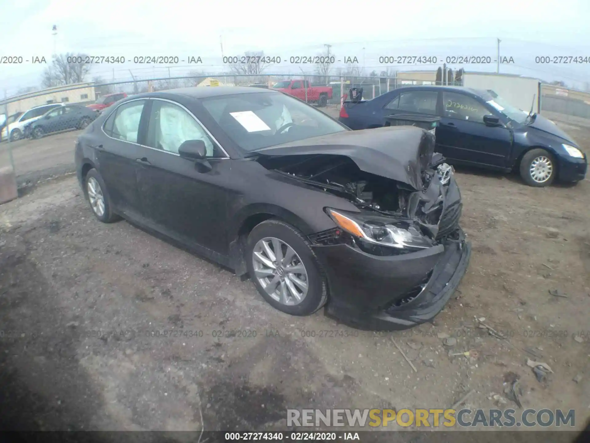 1 Photograph of a damaged car 4T1C11AK5LU911403 TOYOTA CAMRY 2020