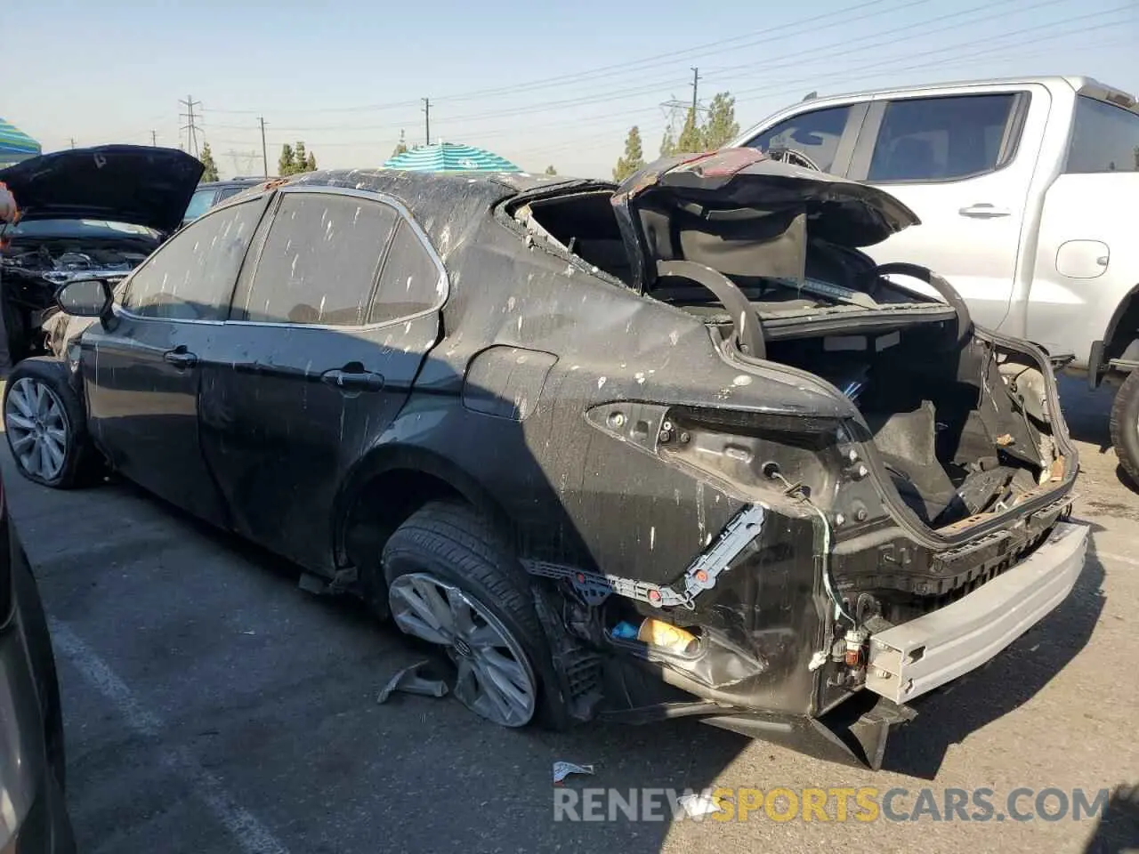 2 Photograph of a damaged car 4T1C11AK5LU913877 TOYOTA CAMRY 2020